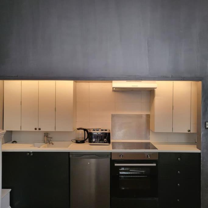 5 Luxury Spacious Loft - Prime Location - Comfortable Bed & Sofa Brighton Exterior foto